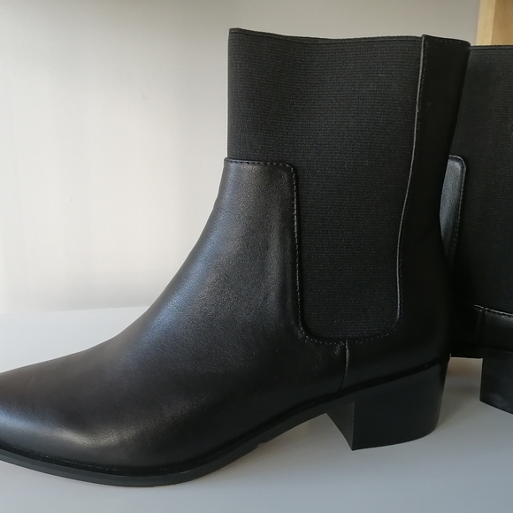 Leather boots - Picture 3 of 6